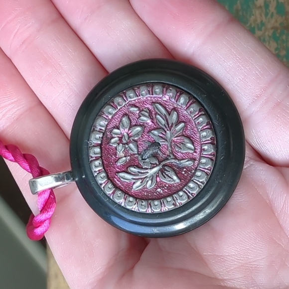 Whimsy House Jewelry - WHIMSY HOUSE I Upcycled Celluloid & Victorian Floral Metal Button Necklace